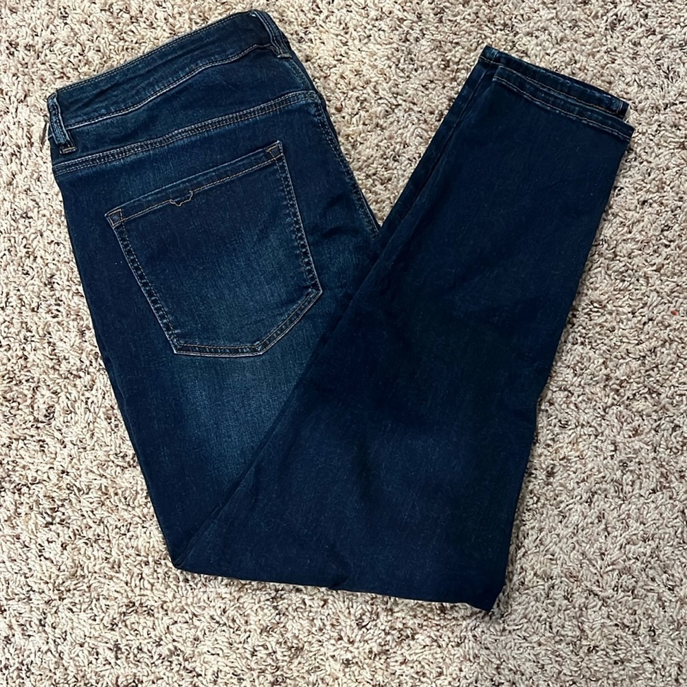 Lane Bryant size 18 mid rise super stretch ankle jeans